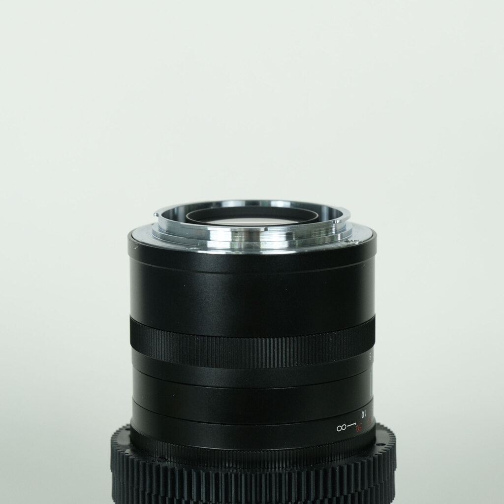 SIRUI 35mm F1.8 Anamorphic（キヤノンRF用）の出品 | ONE SCENE（ワン