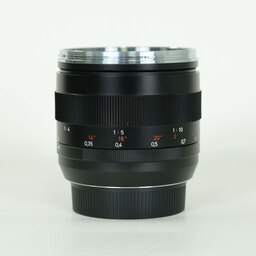 コシナ ツァイス Makro Planar T*2/50mm ZE