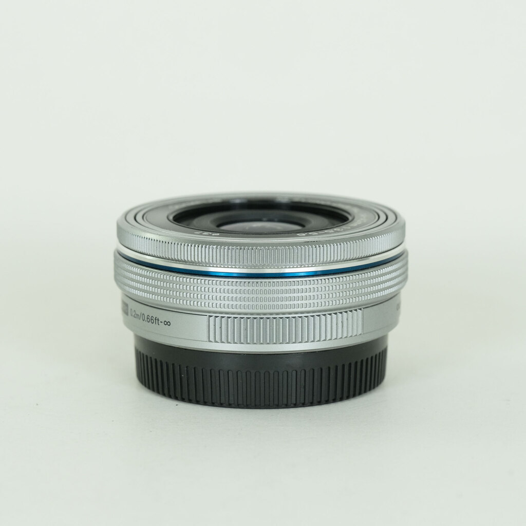 OLYMPUS M.ZUIKO DIGITAL ED 14-42mm F3.5-5.6 EZ シルバー