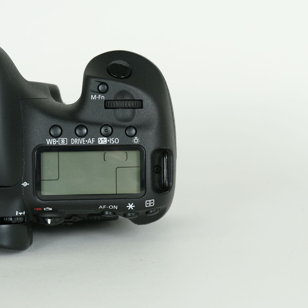Canon EOS 7D Mark II