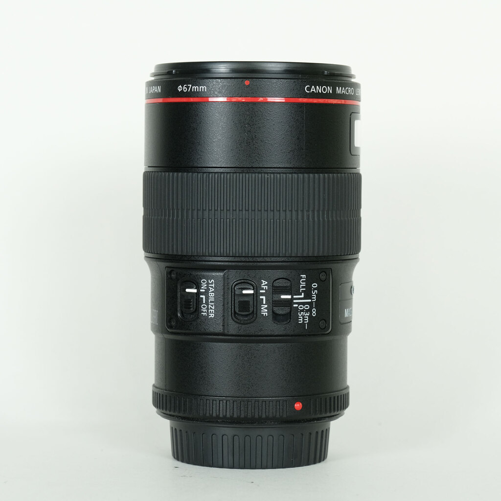 Canon EF100mm F2.8L�}�N�� IS USM
