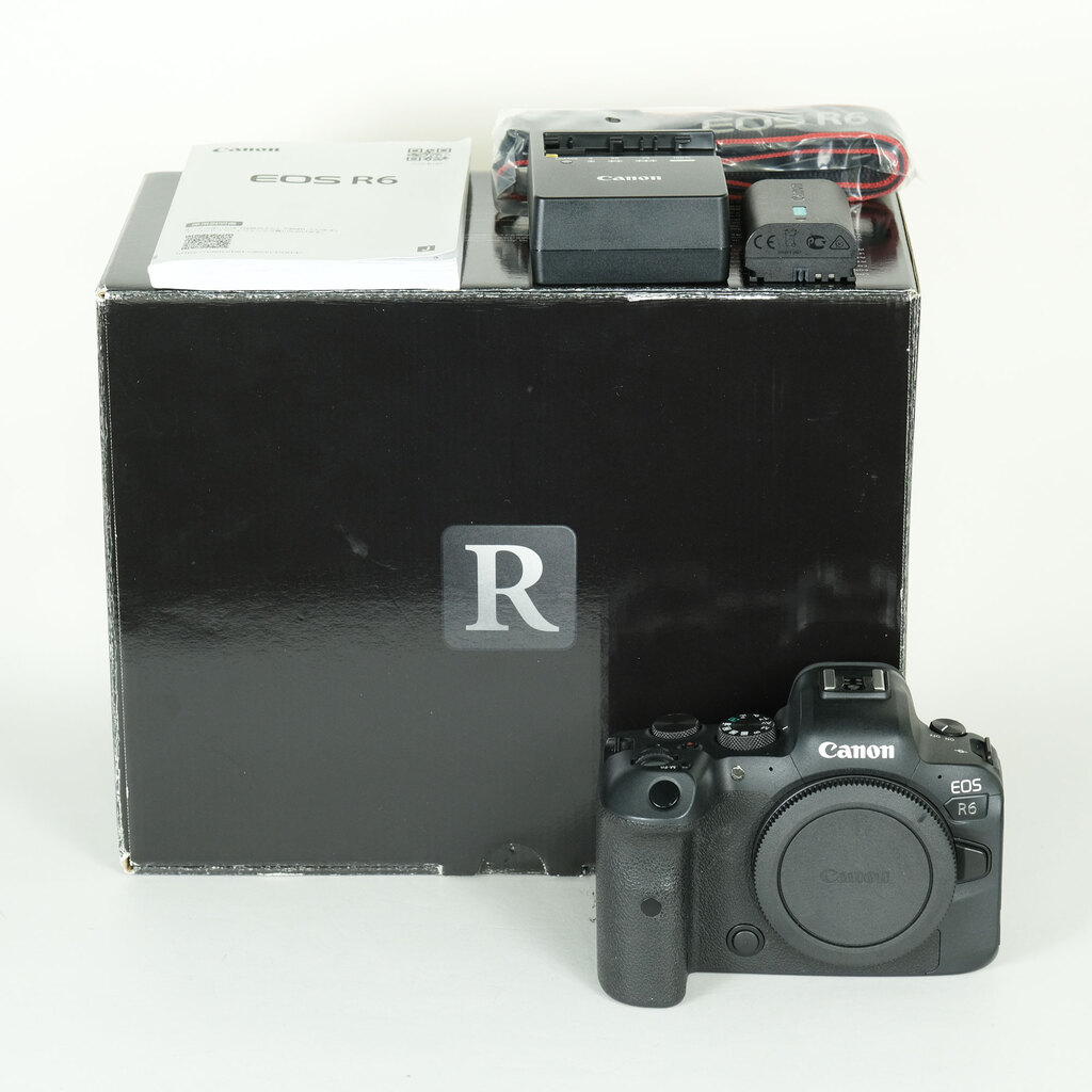 Canon EOS R6 [�{�f�B]