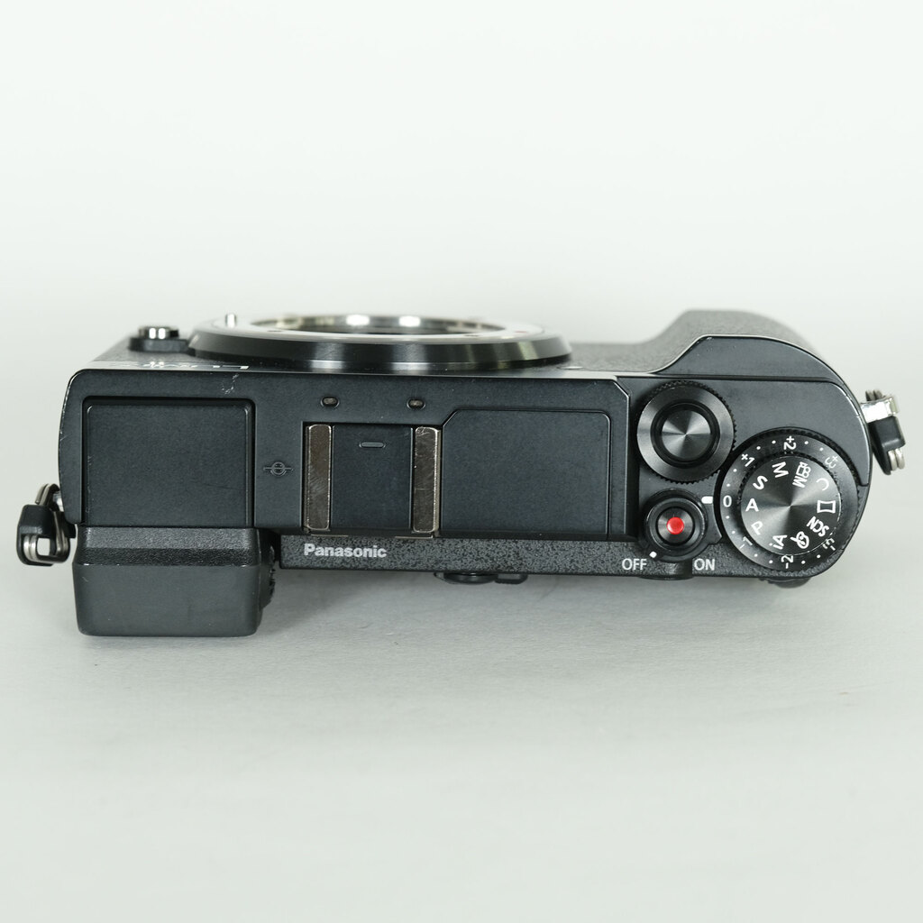 Panasonic LUMIX DC-GX7MK3 ブラック