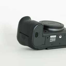 Canon EOS R6 Canon EOS R6