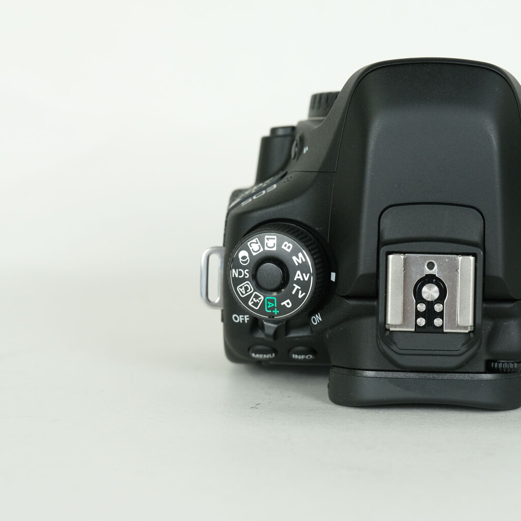 Canon EOS 80D Canon EOS 80D