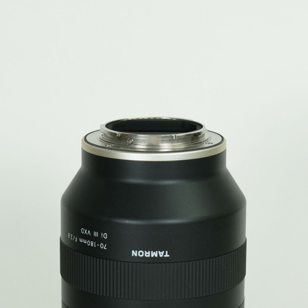 TAMRON 70-180mm F/2.8 Di III VXD (Model A056) [ ソニーE用 ]