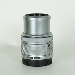 OLYMPUS M.ZUIKO DIGITAL 14-42mm F3.5-5.6IIR シルバー