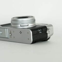 FUJIFILM X100V シルバー