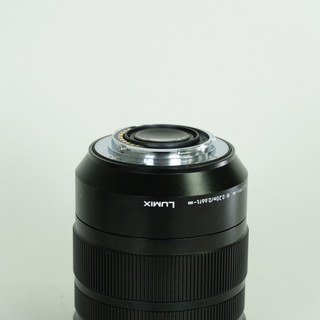 Panasonic LEICA DG VARIO-ELMARIT 12-60mm / F2.8-4.0 ASPH. / POWER O.I.S. Panasonic LEICA DG VARIO-ELMARIT 12-60mm / F2.8-4.0 ASPH. / POWER O.I.S.