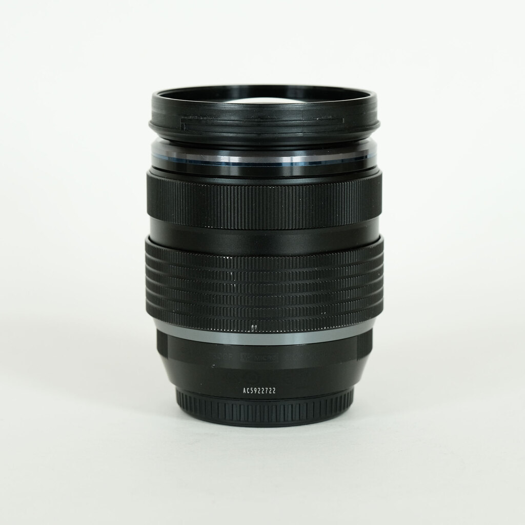 OLYMPUS M.ZUIKO DIGITAL ED 12-40mm F2.8 PRO