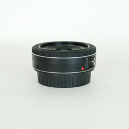Canon EF40mm F2.8 STM