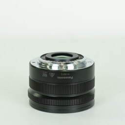 Panasonic LEICA DG SUMMILUX 15mm F1.7 ASPH. Panasonic LEICA DG SUMMILUX 15mm F1.7 ASPH.