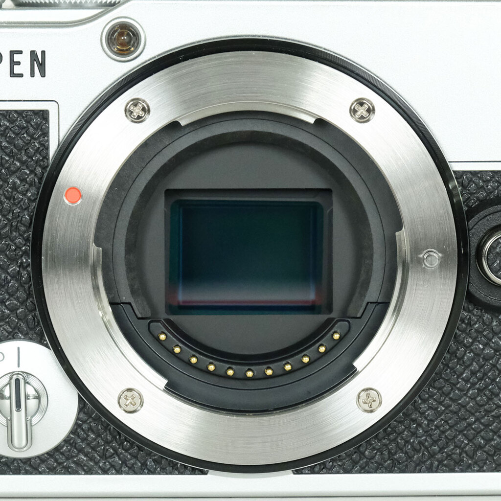 OLYMPUS PEN E-P7