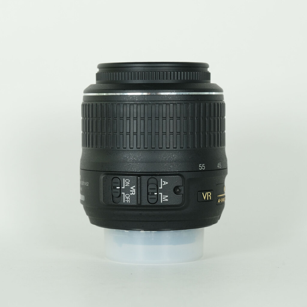 Nikon AF-S DX NIKKOR 18-55mm F3.5-5.6 G VR