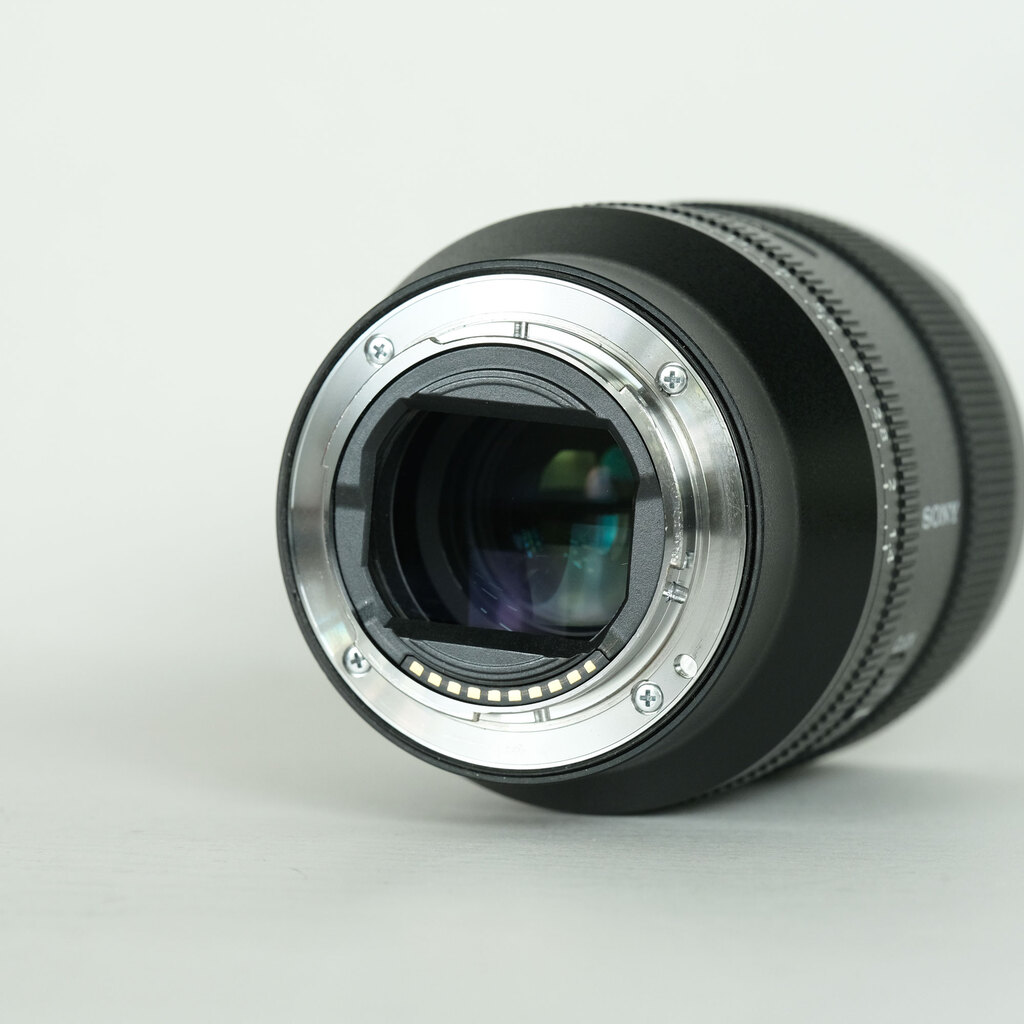 SONY FE 35mm F1.4 GM SEL35F14GMの出品 | ONE SCENE（ワンシーン）