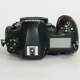 Nikon D850