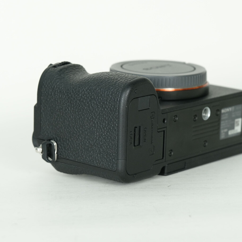 SONY α7C II(ILCE-7CM2) SONY α7C II(ILCE-7CM2)