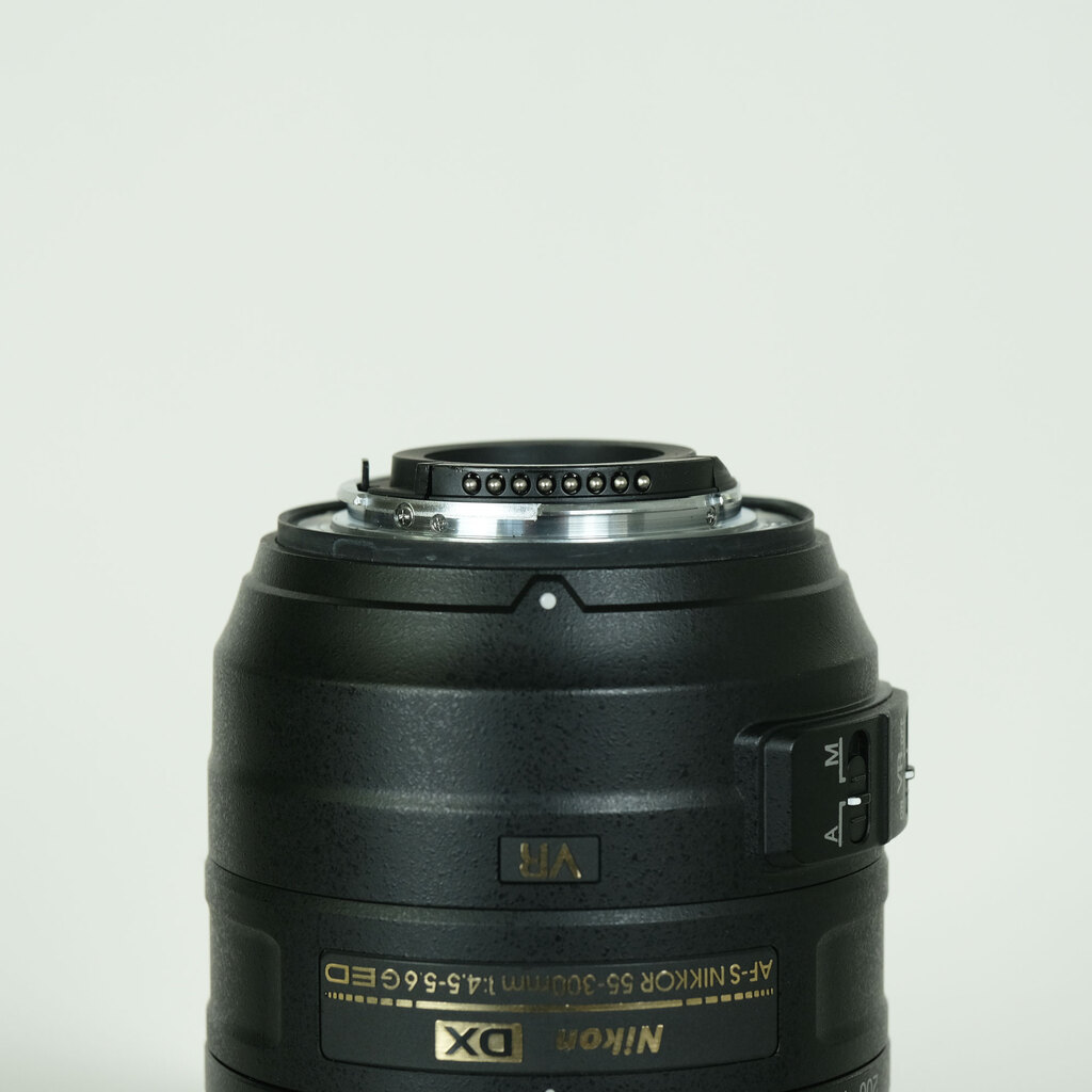 Nikon AF-S DX NIKKOR 55-300mm F4.5-5.6G ED VR Nikon AF-S DX NIKKOR 55-300mm F4.5-5.6G ED VR