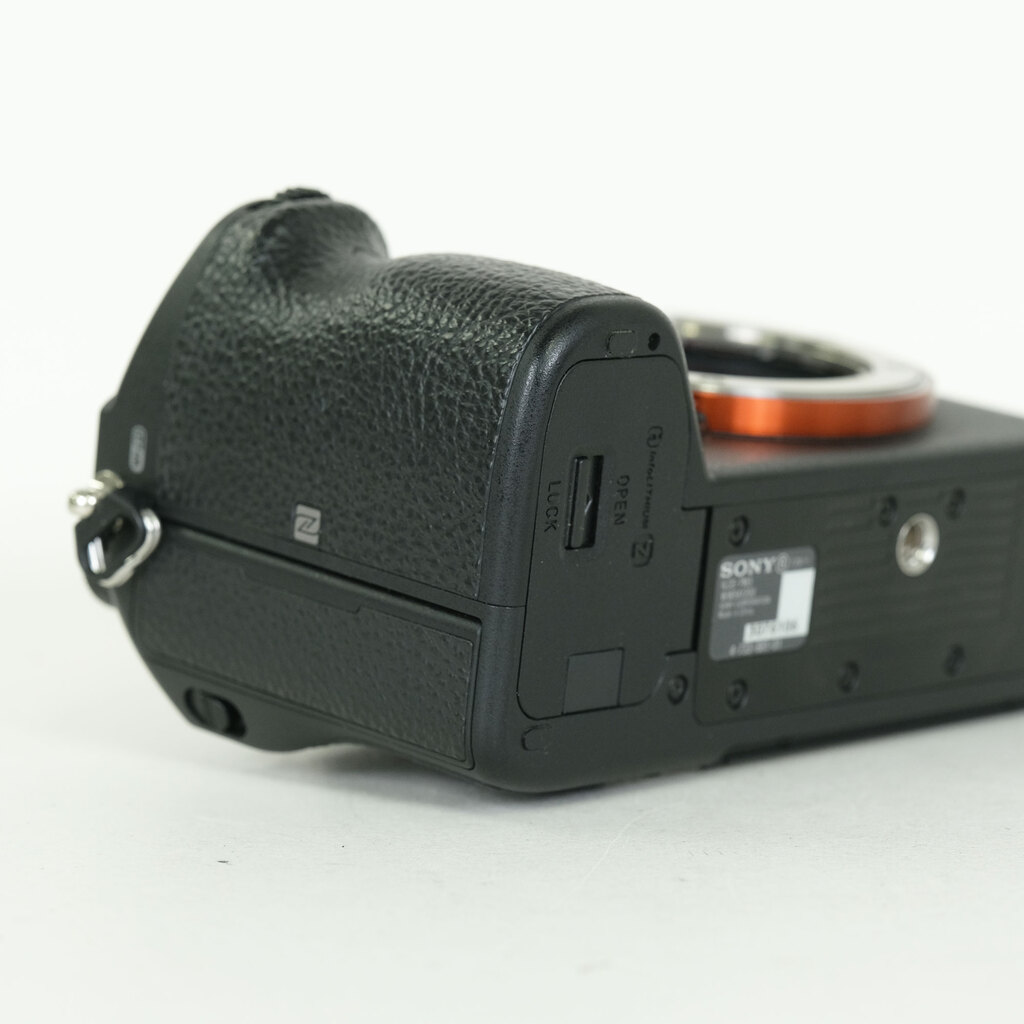 SONY α7 III(ILCE-7M3) SONY α7 III(ILCE-7M3)