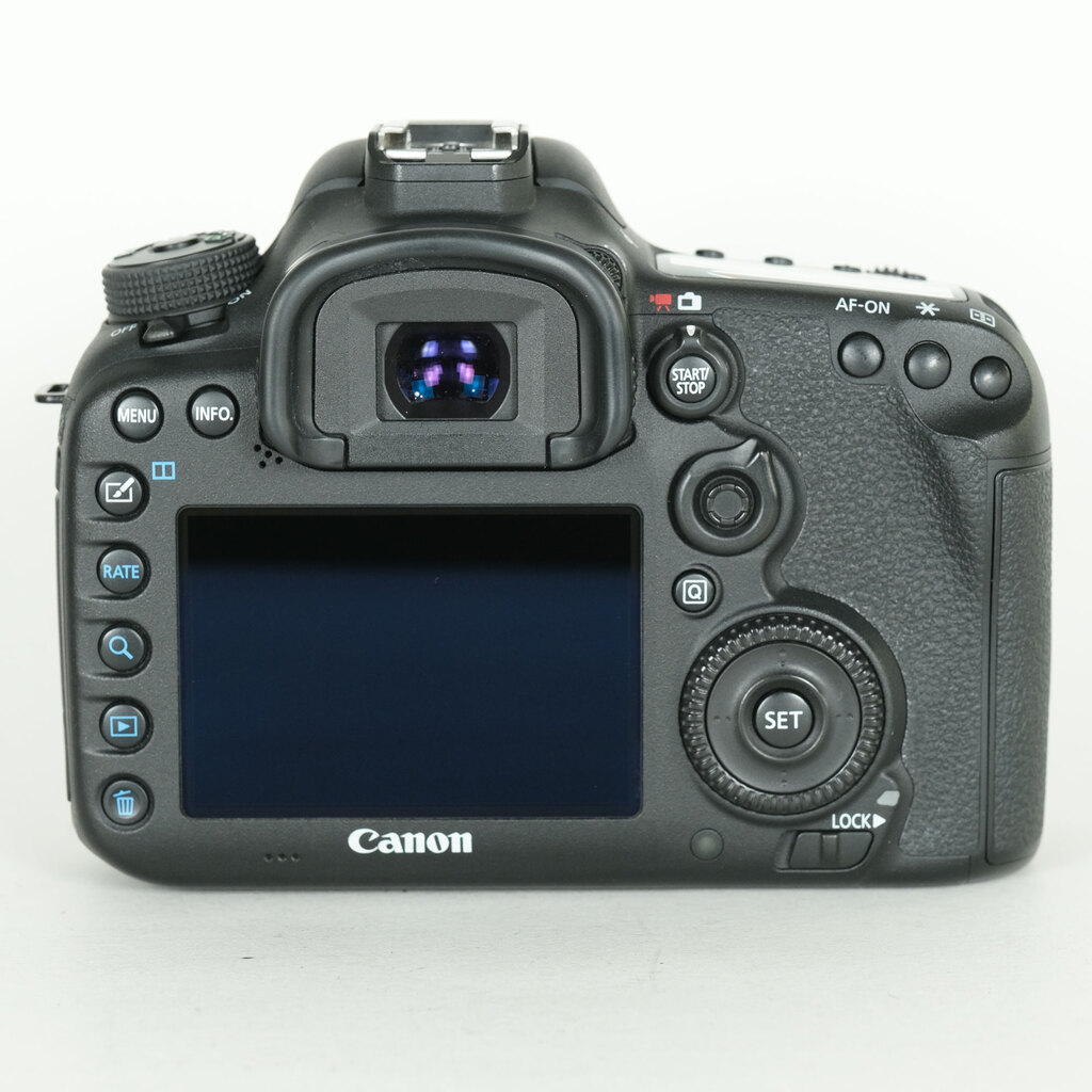 Canon EOS 7D Mark II Canon EOS 7D Mark II