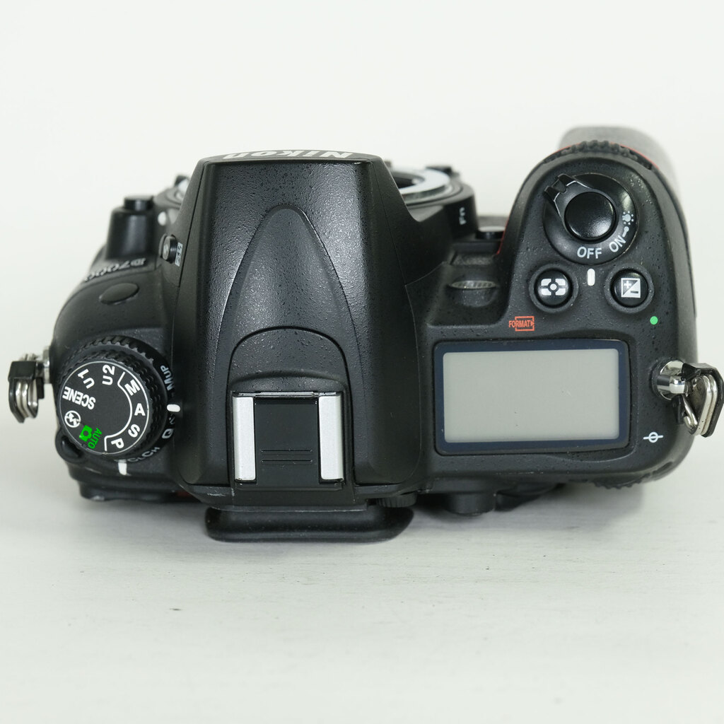 Nikon D7000