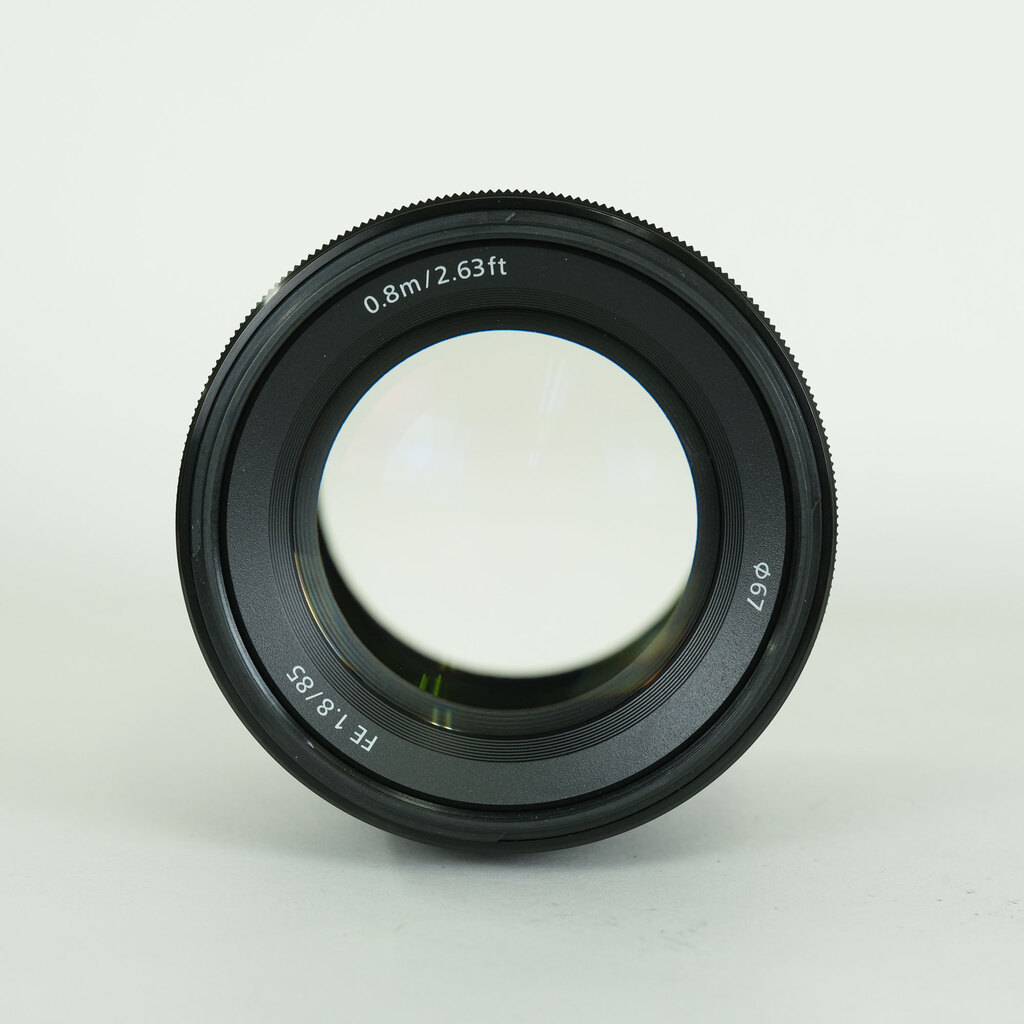 SONY FE 85mm F1.8 SEL85F18 SONY FE 85mm F1.8 SEL85F18