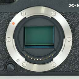 FUJIFILM X-M1 ボディ ブラック FUJIFILM X-M1 ボディ ブラック