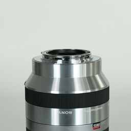 SONY E18-200mm F3.5-6.3 OSS SEL18200