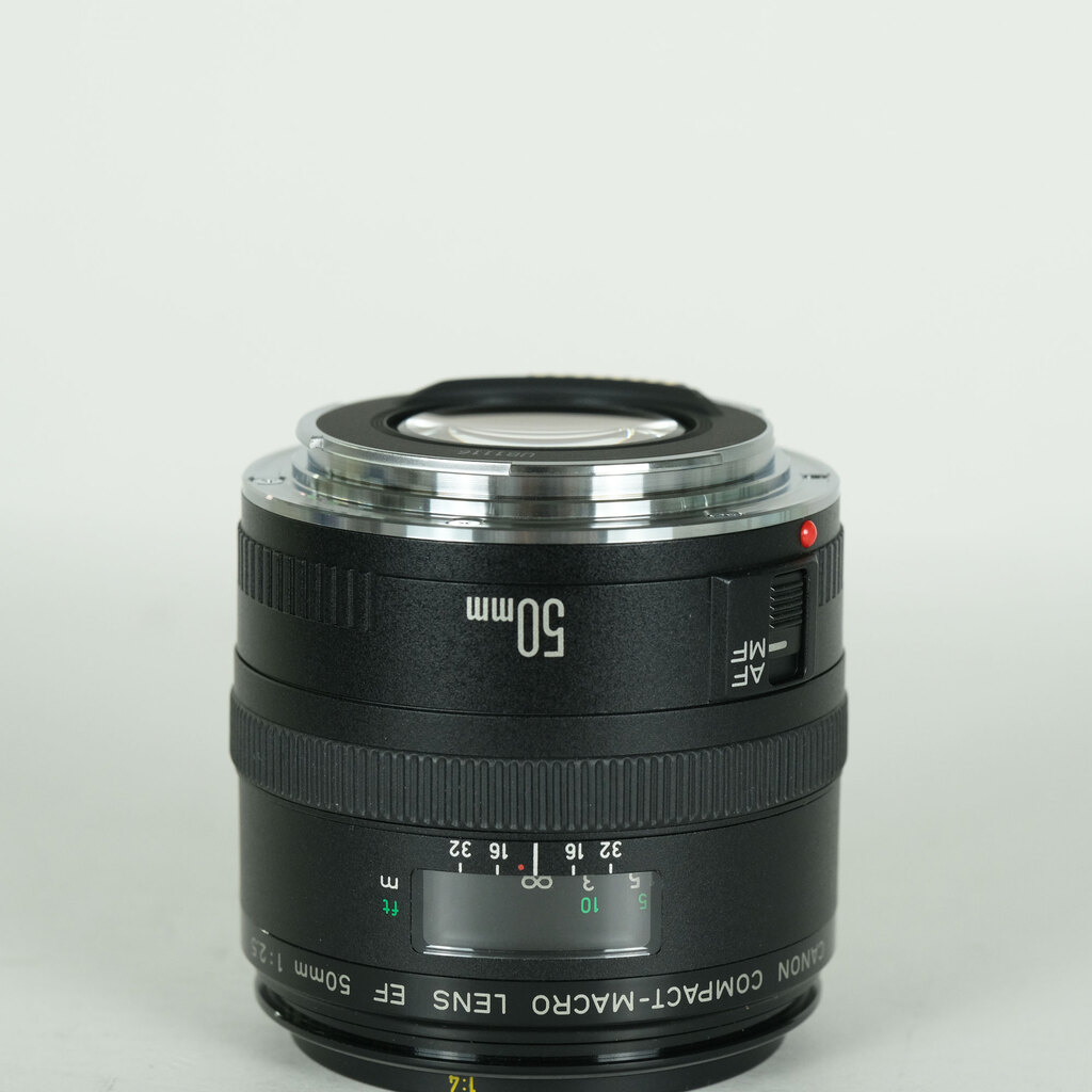 Canon EF50mm F2.5 コンパクトマクロの出品 | ONE SCENE（ワンシーン）