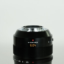 Panasonic LEICA DG NOCTICRON 42.5mm / F1.2 ASPH. / POWER O.I.S.