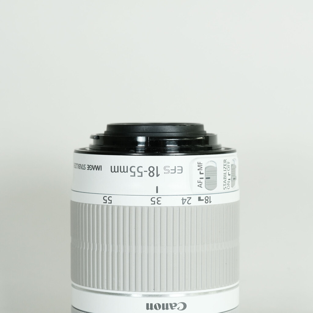 Canon EF-S18-55mm F3.5-5.6 IS STM ホワイト