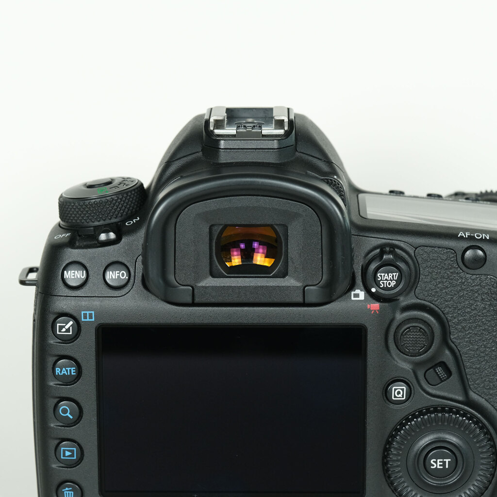 Canon EOS 5D Mark IV Canon EOS 5D Mark IV