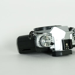 OLYMPUS OM-D E-M5 Mark II