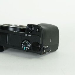 SONY α6400(ILCE-6400) SONY α6400(ILCE-6400)