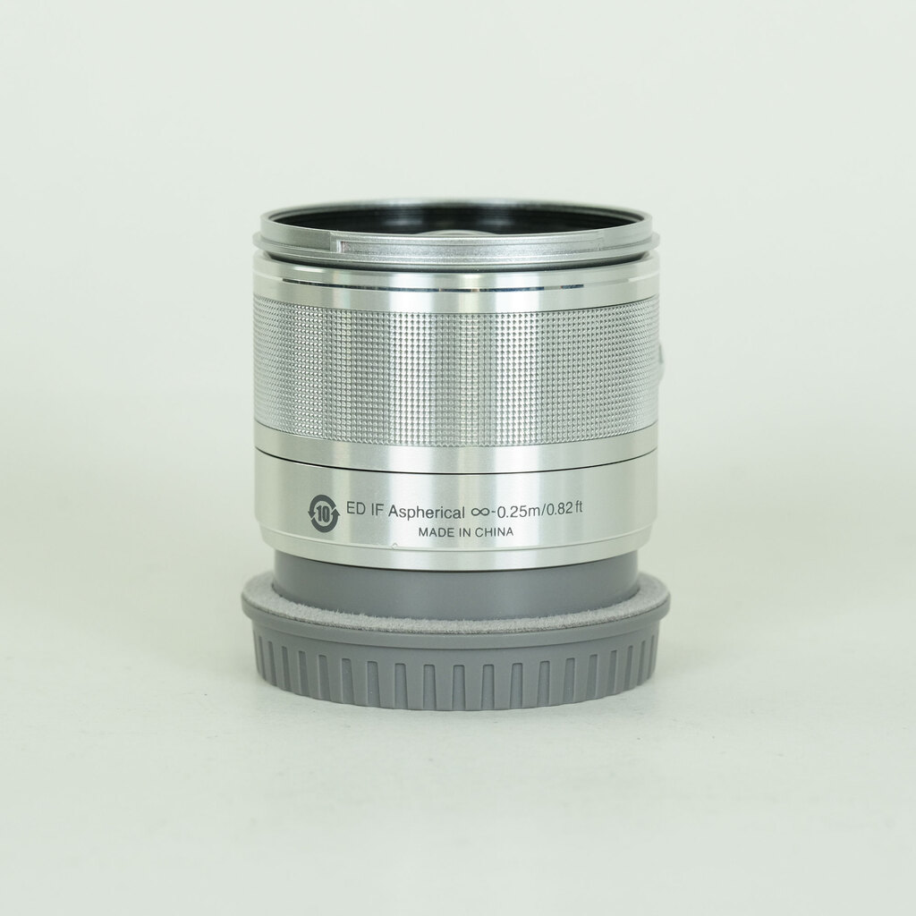 Nikon 1 NIKKOR VR 6.7-13mm f/3.5-5.6 シルバー