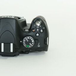 Nikon D5100 ボディ