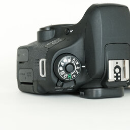 Canon EOS 8000D Canon EOS 8000D