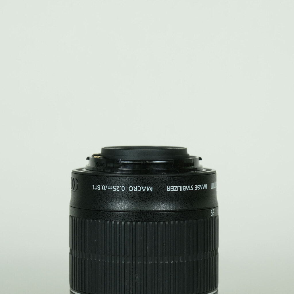 Canon EF-S18-55mm F3.5-5.6 IS STMの出品 | ONE SCENE（ワンシーン）