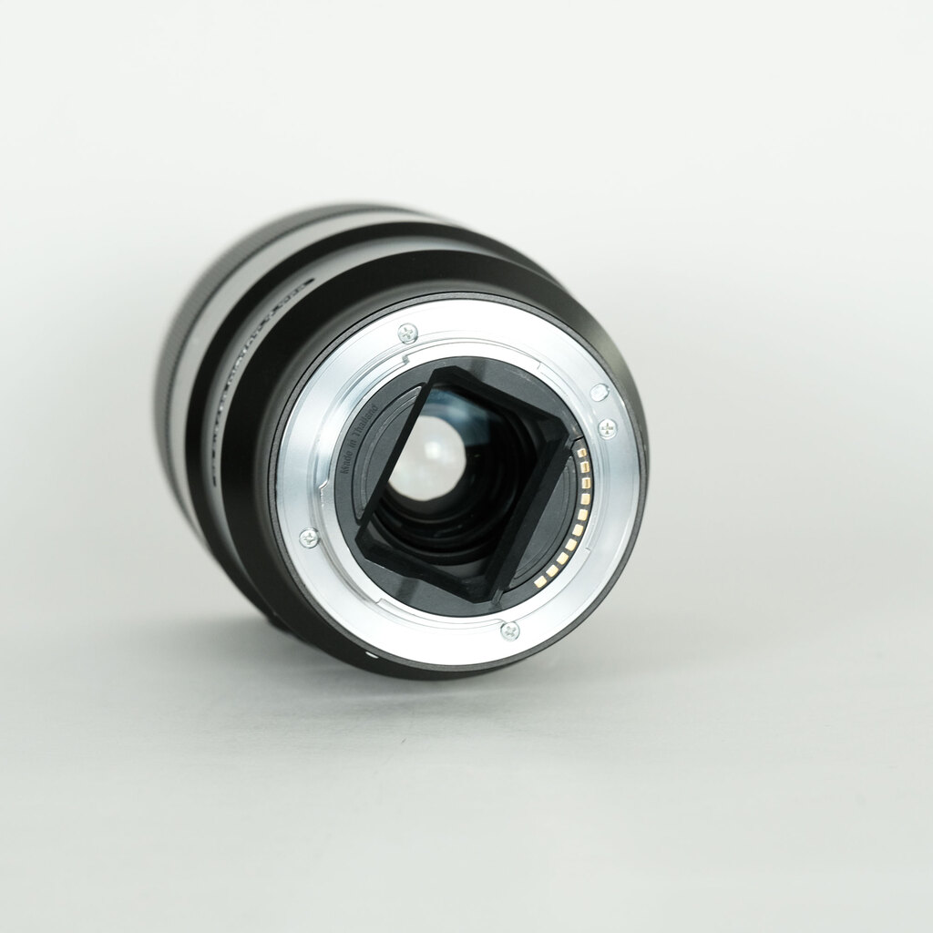 SONY FE 90mm F2.8 Macro G OSS SEL90M28G SONY FE 90mm F2.8 Macro G OSS SEL90M28G