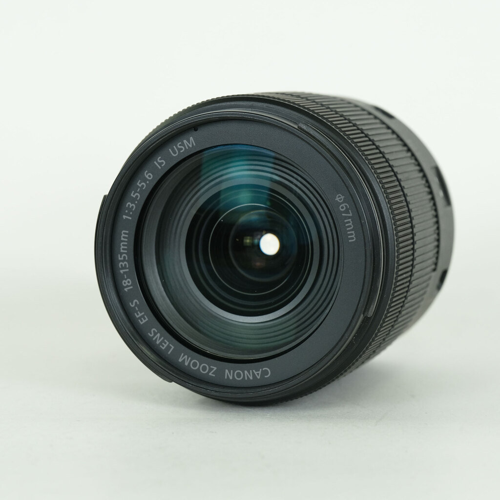 Canon EF-S18-135mm F3.5-5.6 IS USM