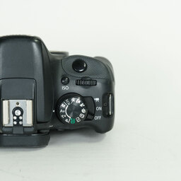 Canon EOS Kiss X7
