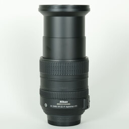 Nikon AF-S DX VR Zoom-Nikkor 18-200mm F3.5-5.6G IF-ED