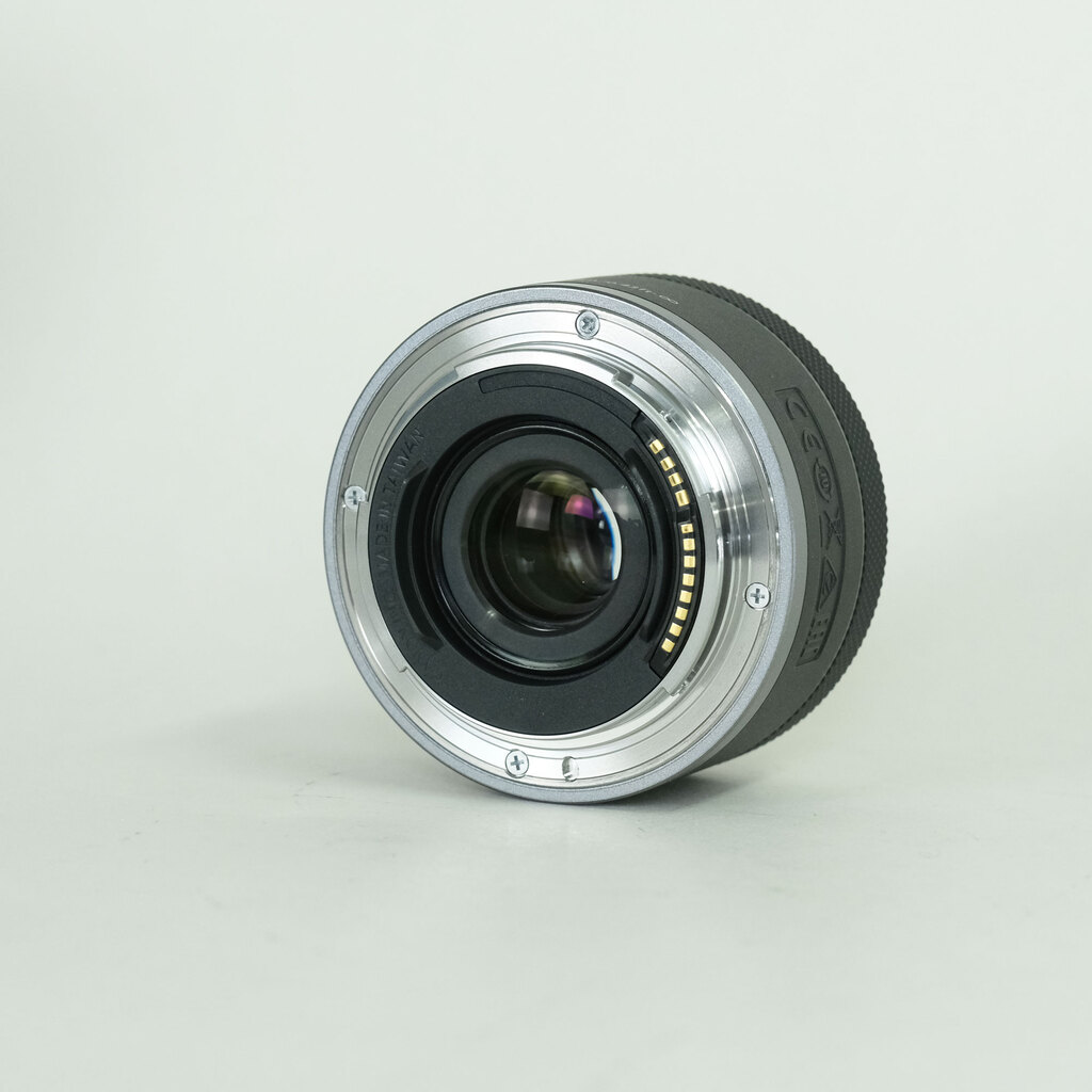 Canon RF16mm F2.8 STM Canon RF16mm F2.8 STM