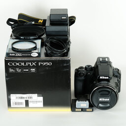 Nikon COOLPIX P950