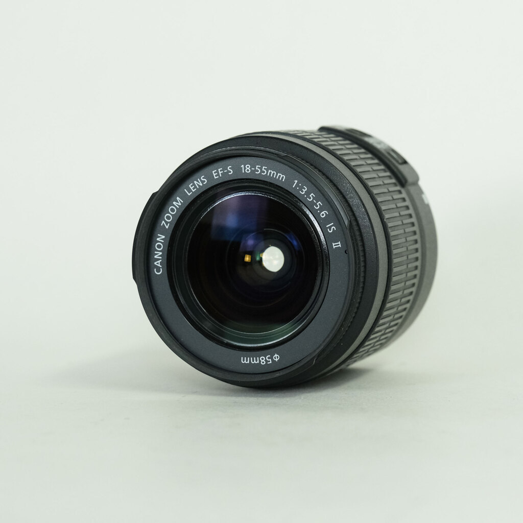 Canon EF-S18-55mm F3.5-5.6 IS II
