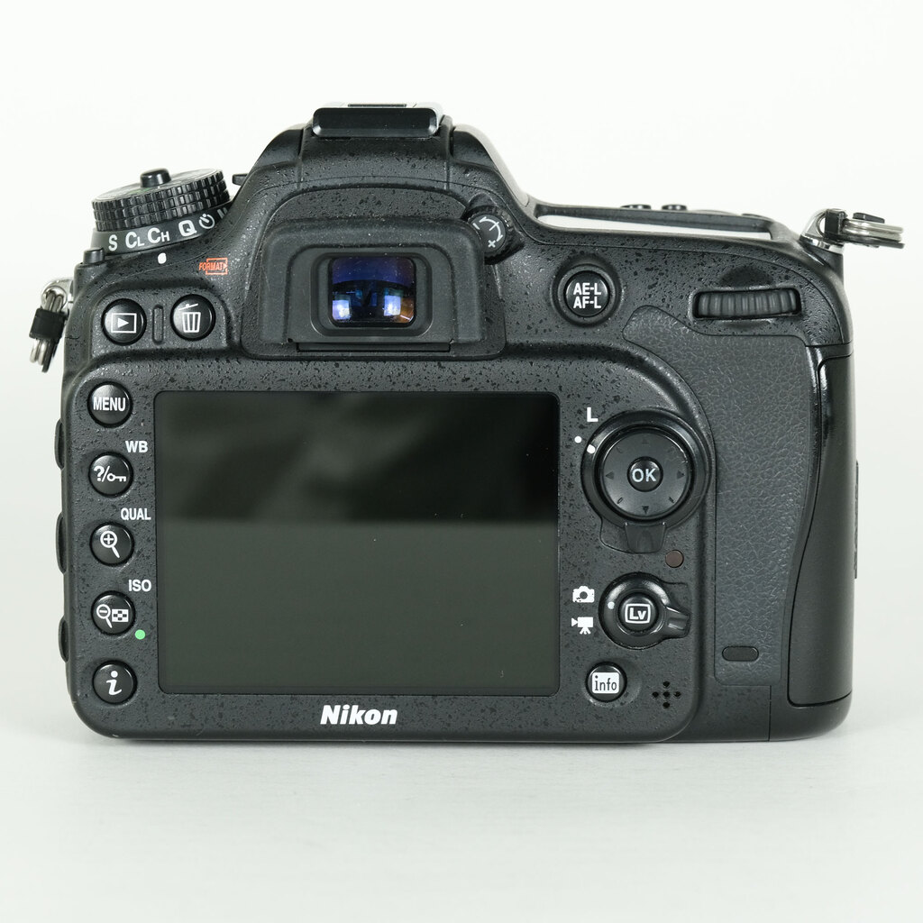 Nikon D7100の出品 | ONE SCENE（ワンシーン）