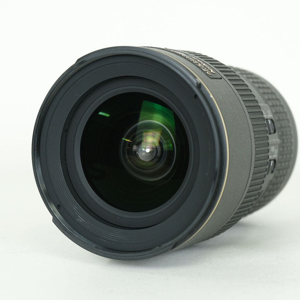 Nikon AF-S NIKKOR 16-35mm F4 G ED VR