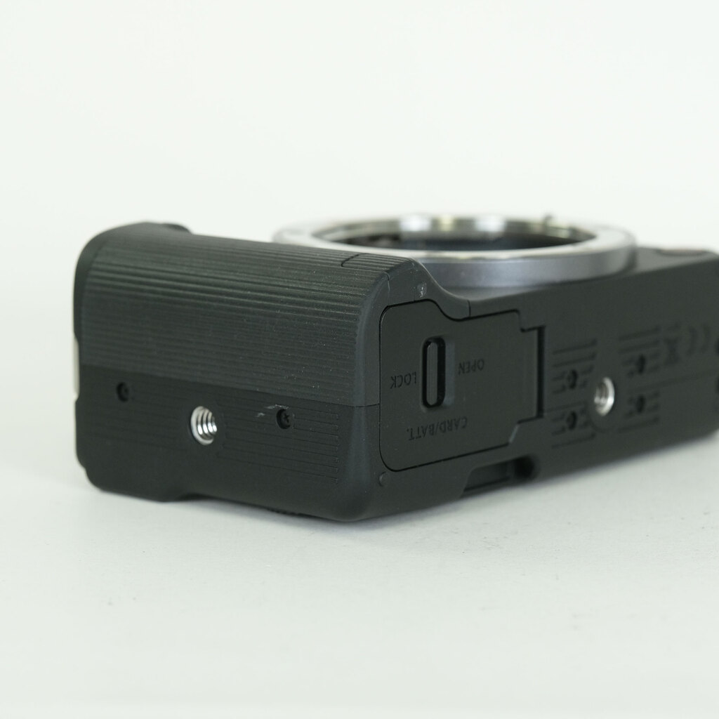 Canon EOS R50 V