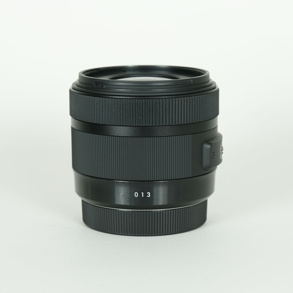 SIGMA 30mm F1.4 DC HSM | Art [キヤノン用]