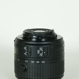 Nikon AF-S DX NIKKOR 18-55mm f3.5-5.6G VR II